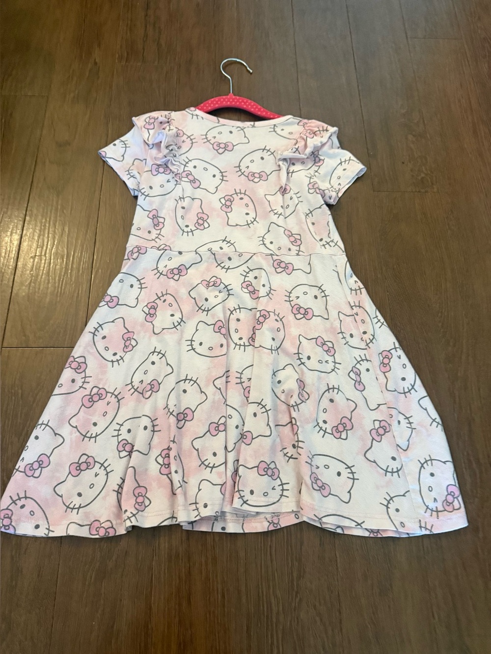 Hello Kitty Dress - Picture 3 of 4